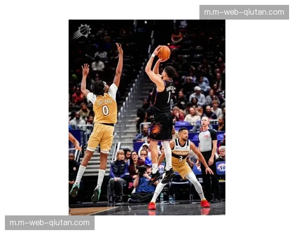 布克复出17分太阳赛季四杀国王 威少16分难阻球队连败垫底